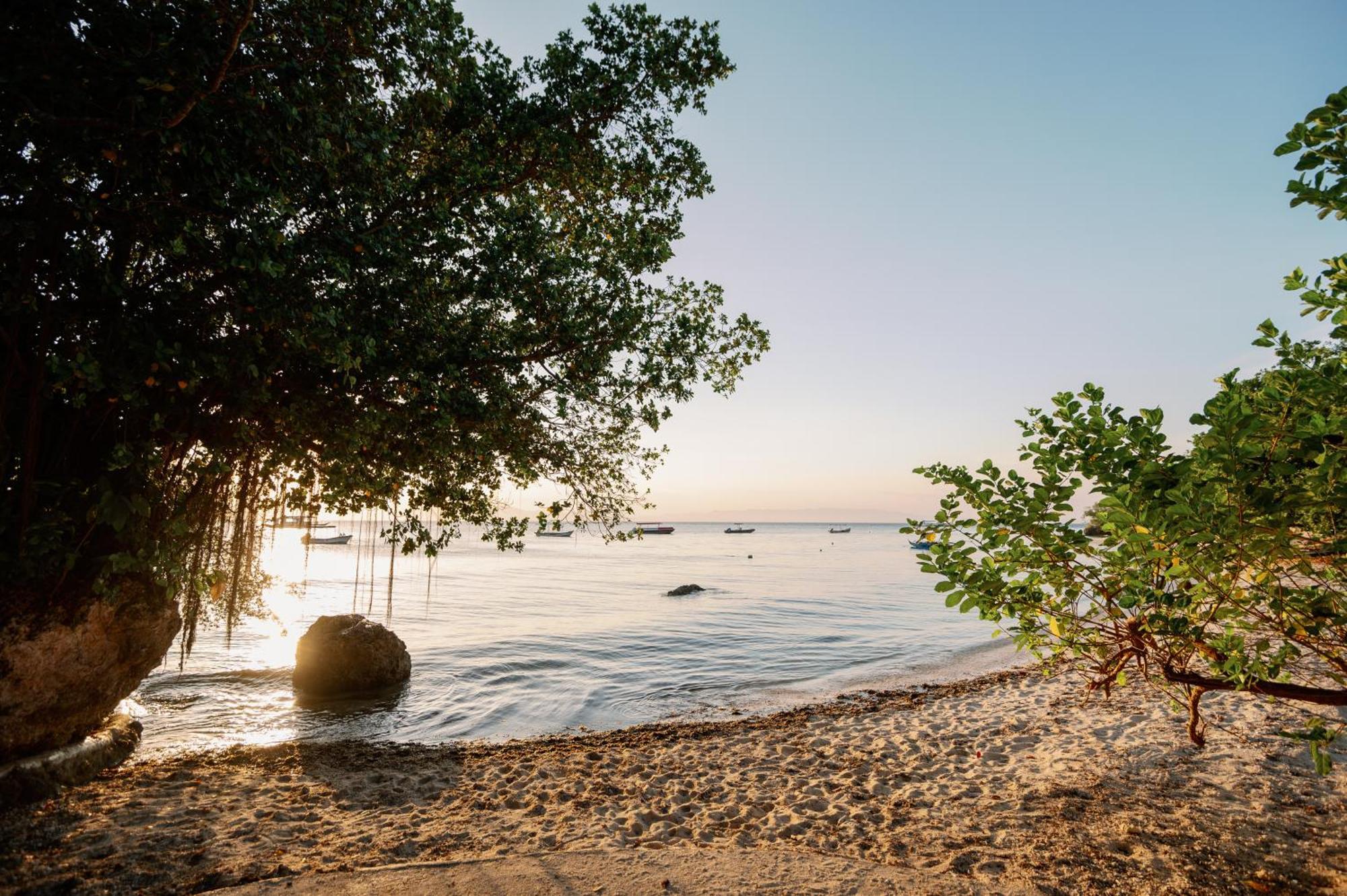 Polaris Beach And Dive Resort Inc Loon Exterior foto